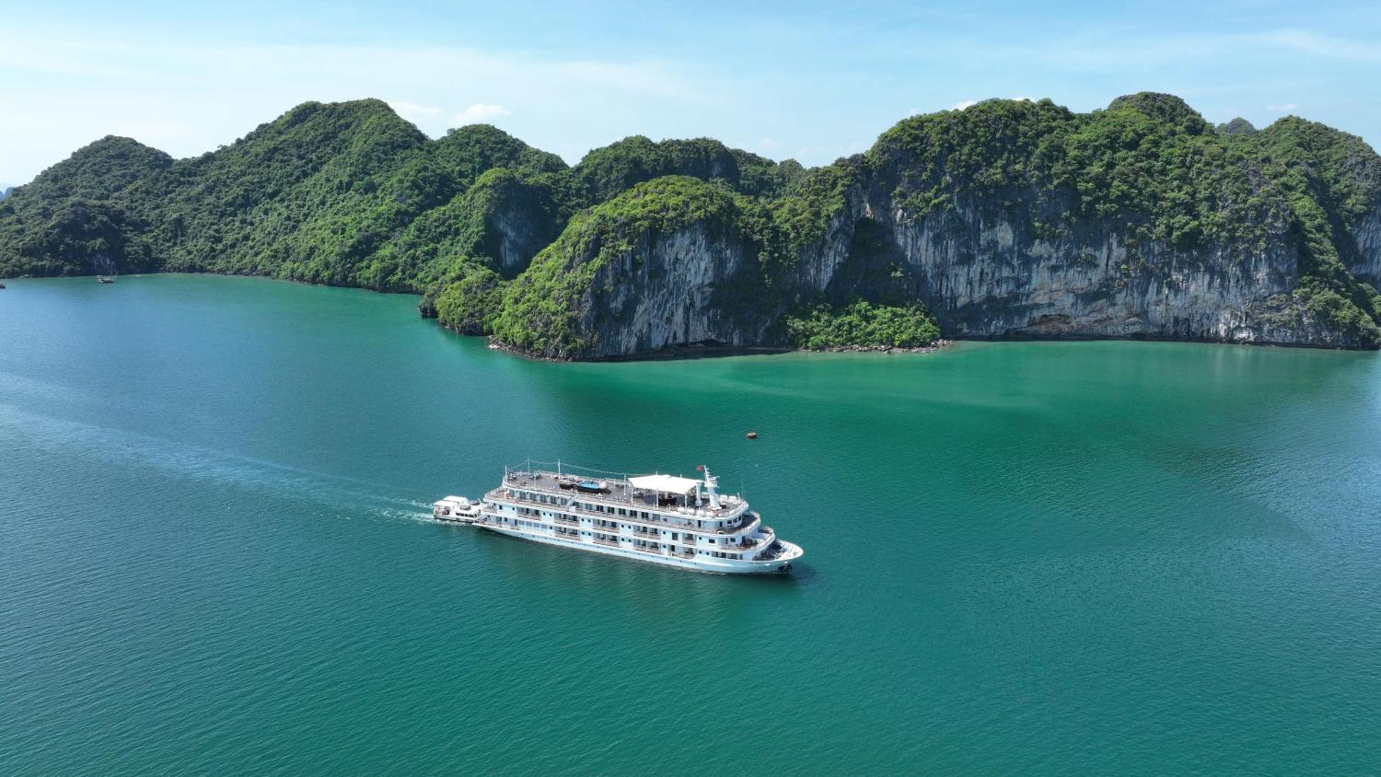 Paradise Grand Cruise - Lan Ha Bay Ha Long Eksteriør bilde