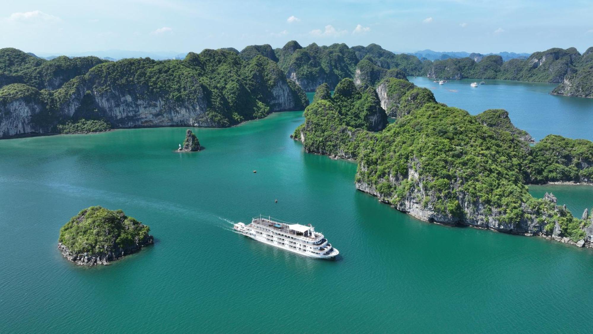 Paradise Grand Cruise - Lan Ha Bay Ha Long Eksteriør bilde