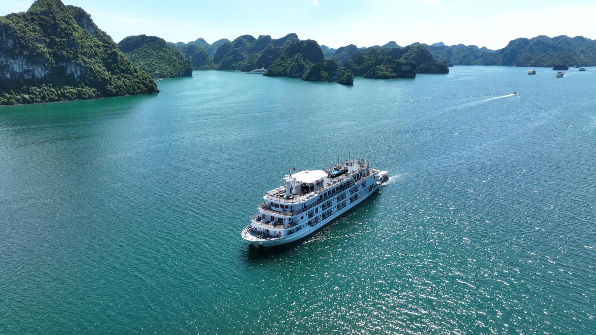 Paradise Grand Cruise - Lan Ha Bay Ha Long Eksteriør bilde